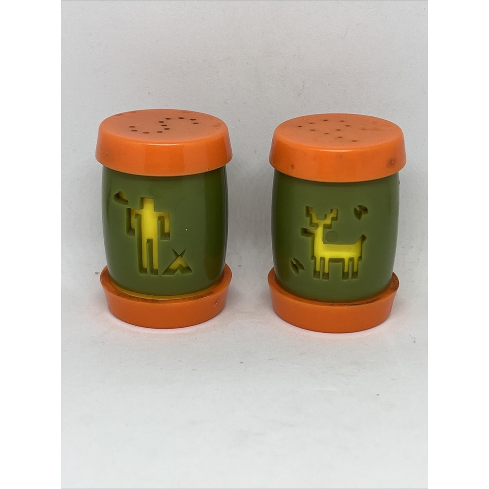 VTG St Labre Indian School 2" Plastic Salt Pepper Shaker NATIVE AMERICAN Montana
